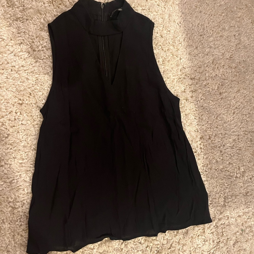 Jasmine & Juliana Black Keyhole Sleeveless Blouse Size S